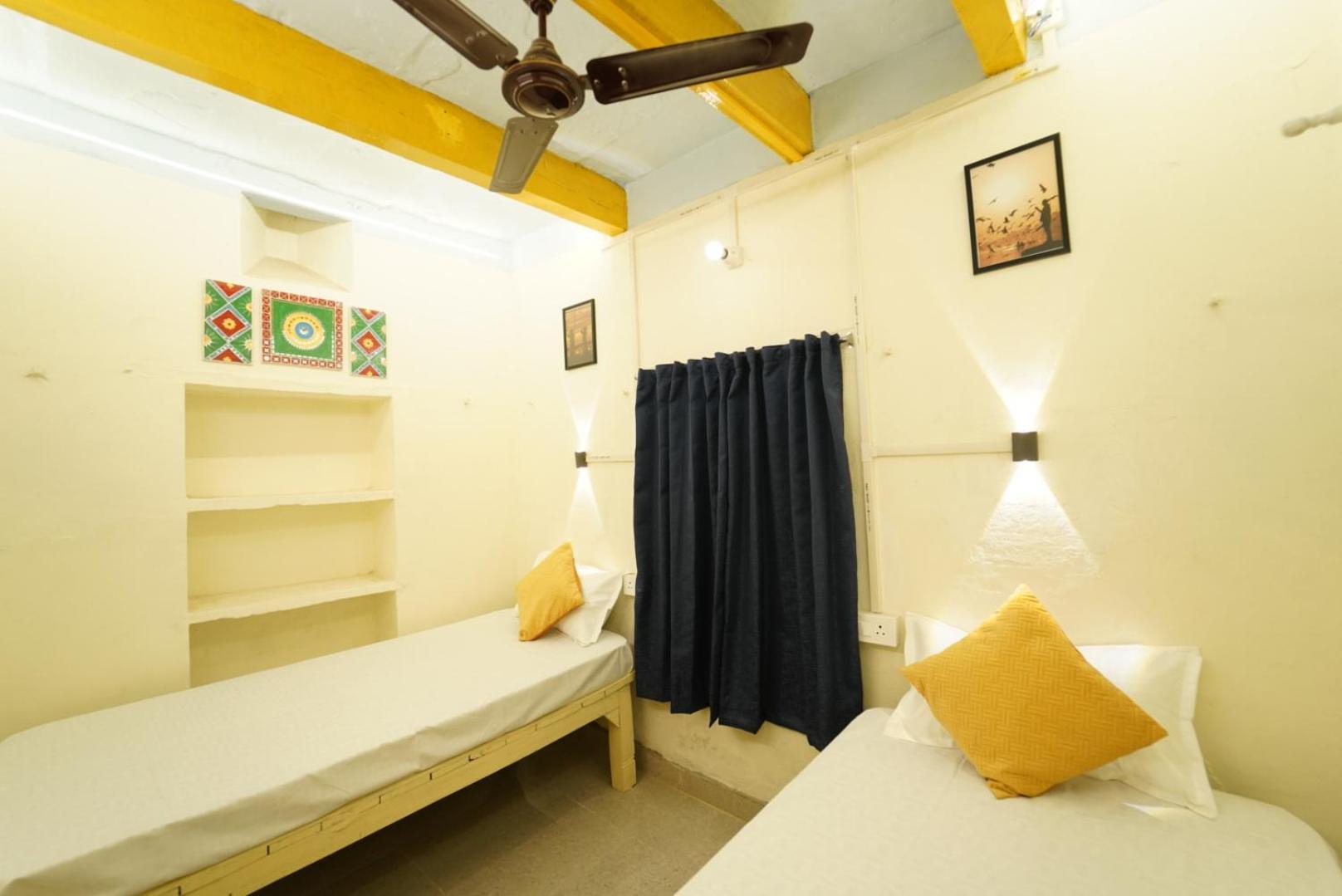 Kailash Heritage Homestay Bénarès Extérieur photo